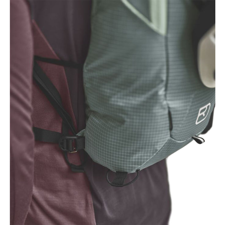 Trace 15L Backpack