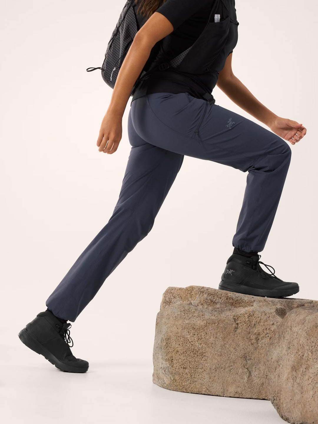 #color_black-sapphire