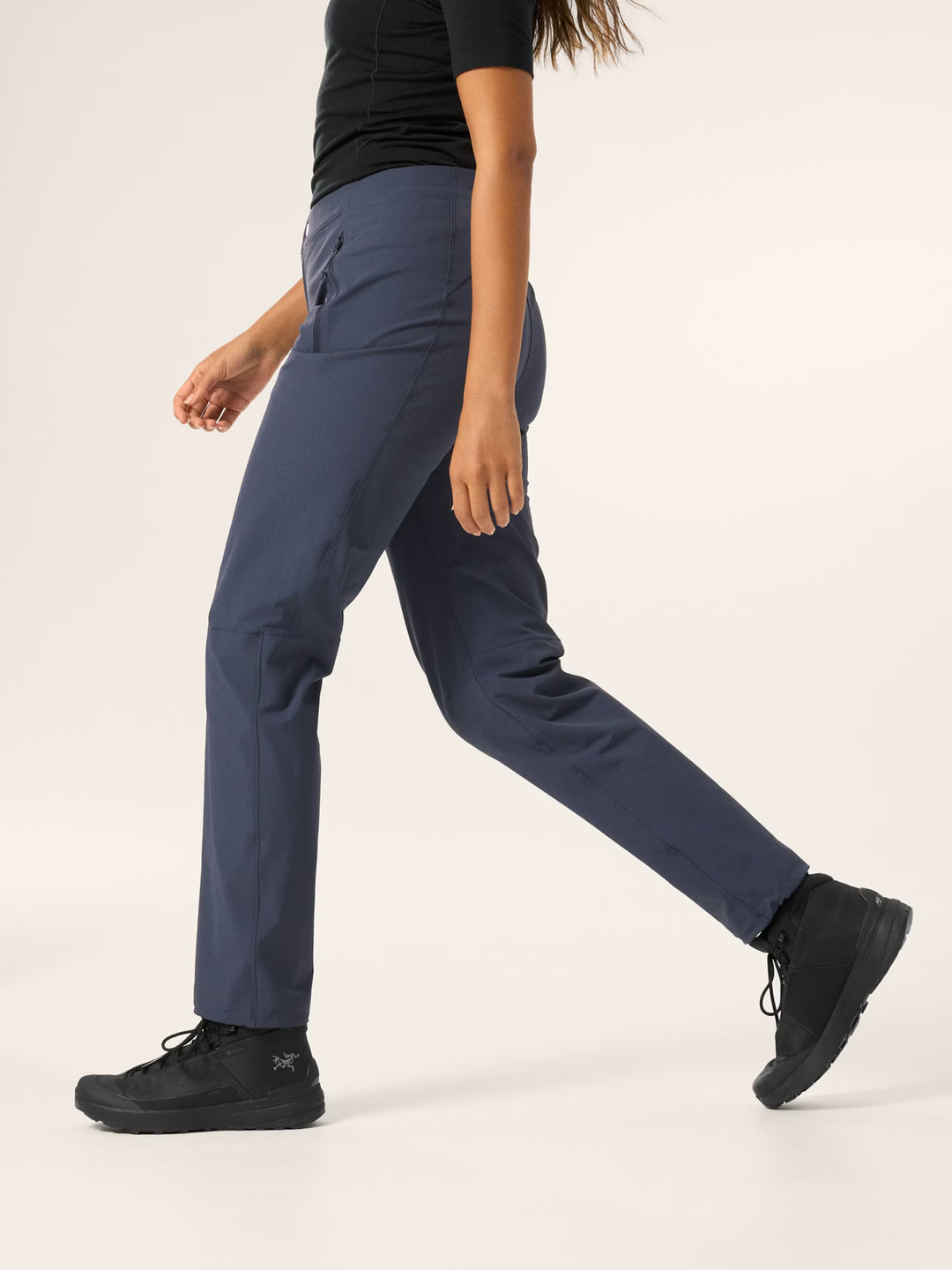 #color_black-sapphire