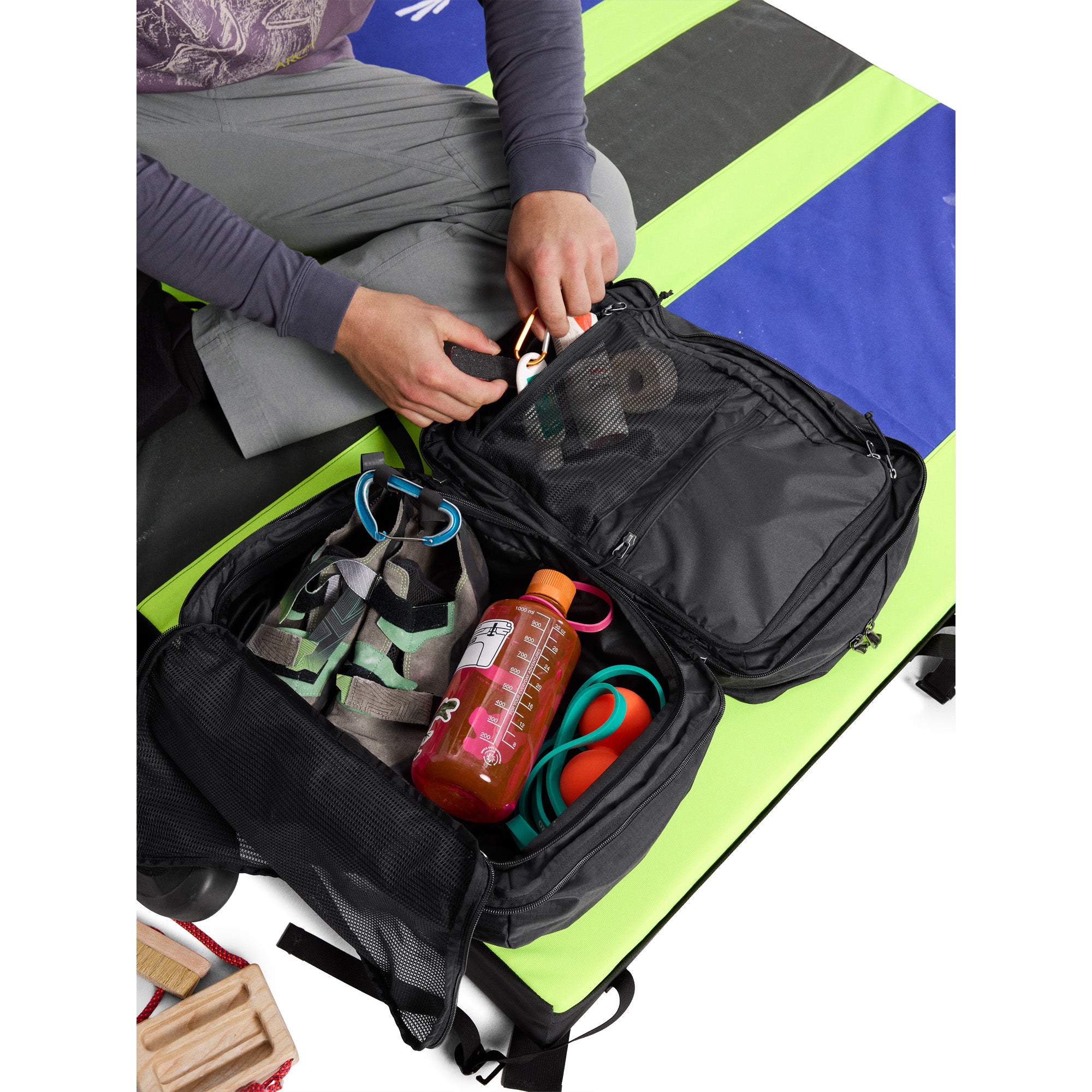 Arc'teryx Index 40 Bouldering Bag – Climb On Equipment