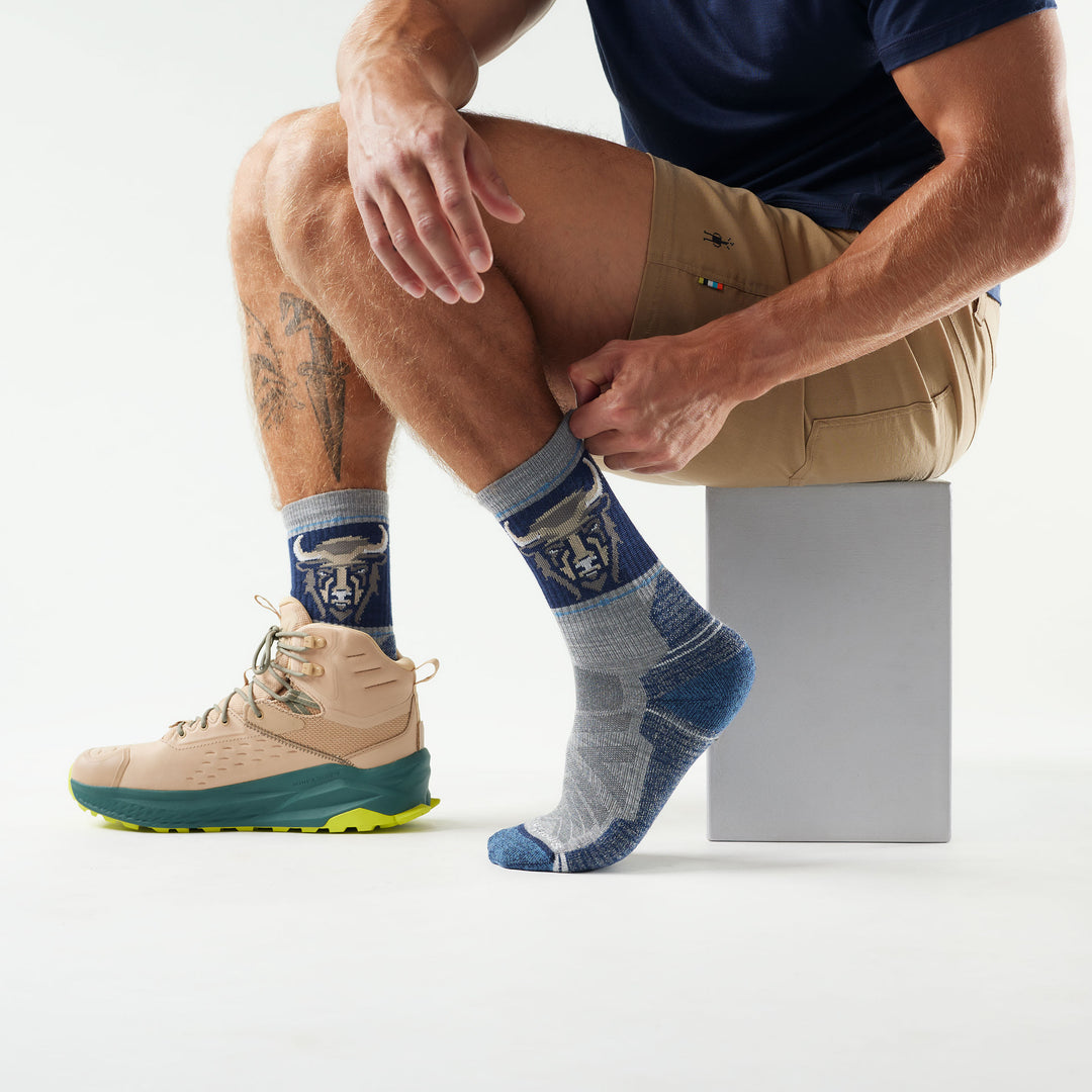 Hike Light Cushion Bison Crew Socks