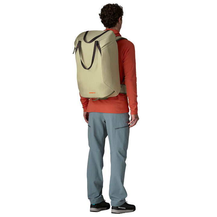 Free Wall Pack 44L
