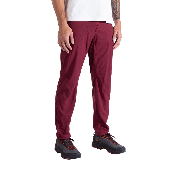 #color_redwood-mountain-red
